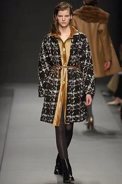 Look 24